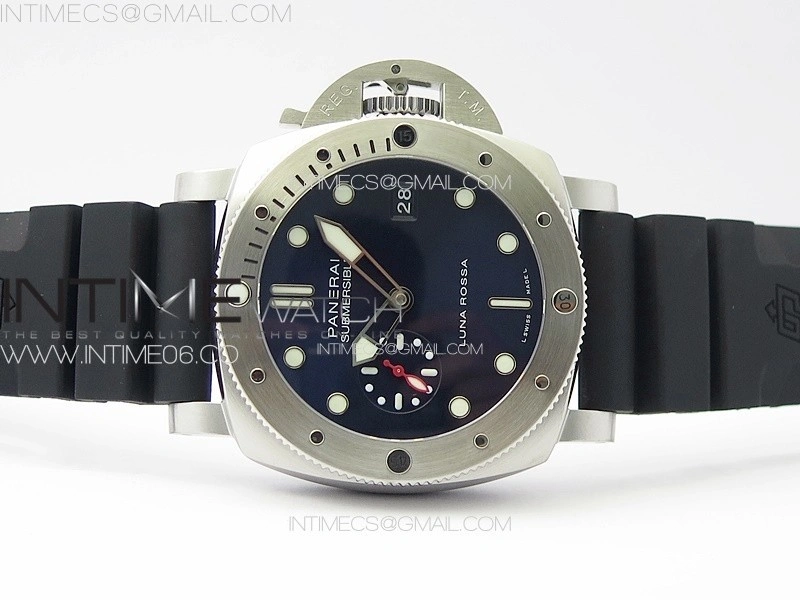 PAM1391 Luna Rossa TTF Best Edition on Black Rubber Strap P.900 Clone